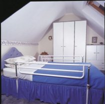 Castle Adjustable Cot Sides 1