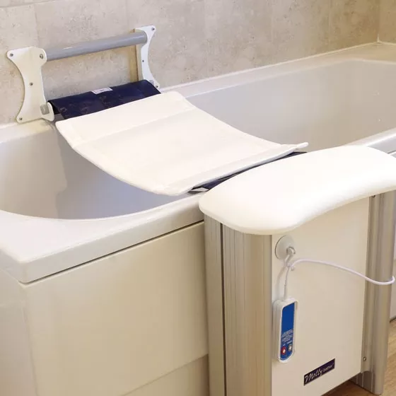 Bath shop lifts belt